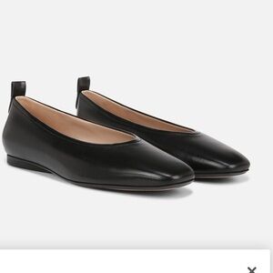 Naturalizer Sleek Black Leather Loafers